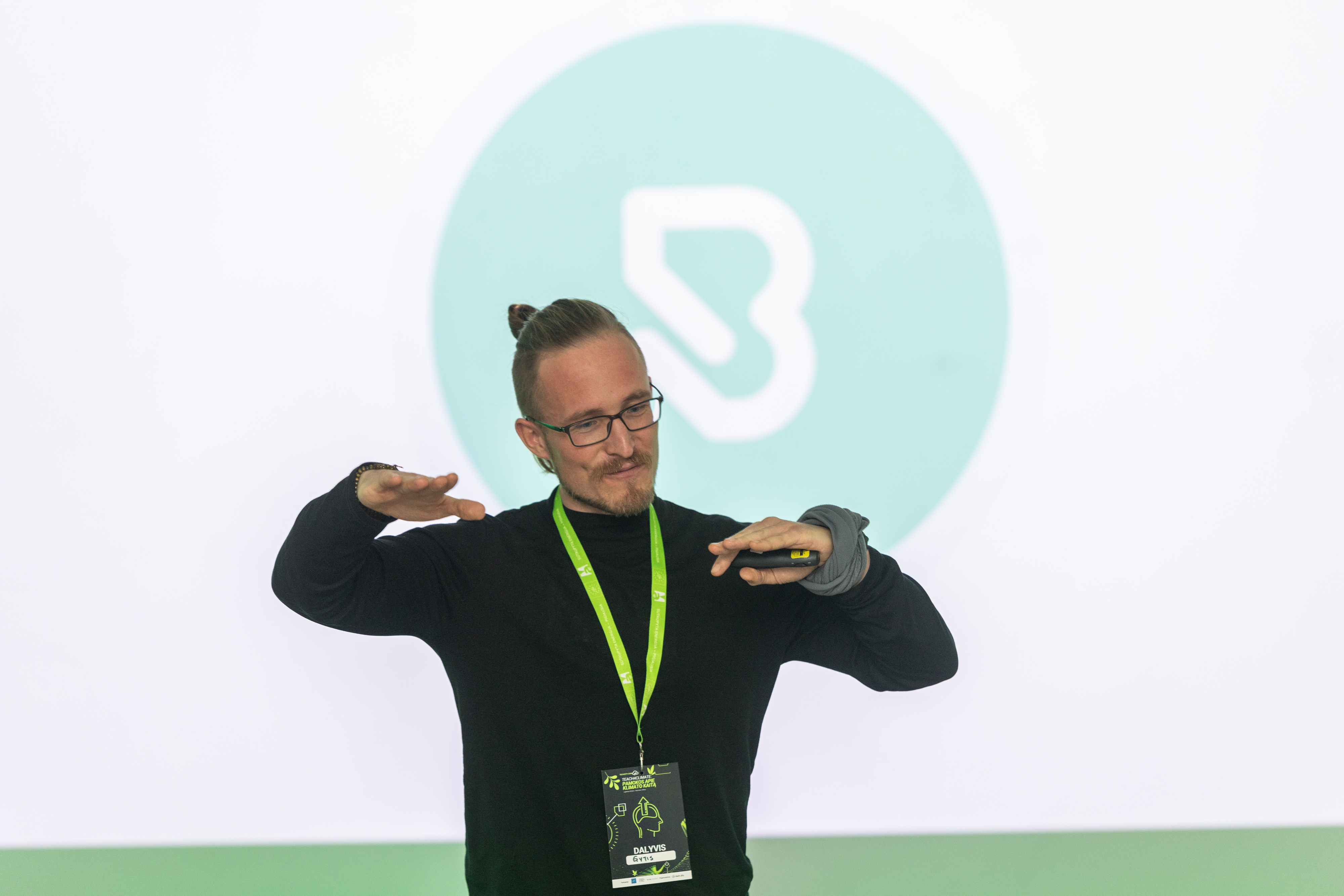 Hakatonas „Teach4Climate: pamokos apie klimato kaitą“