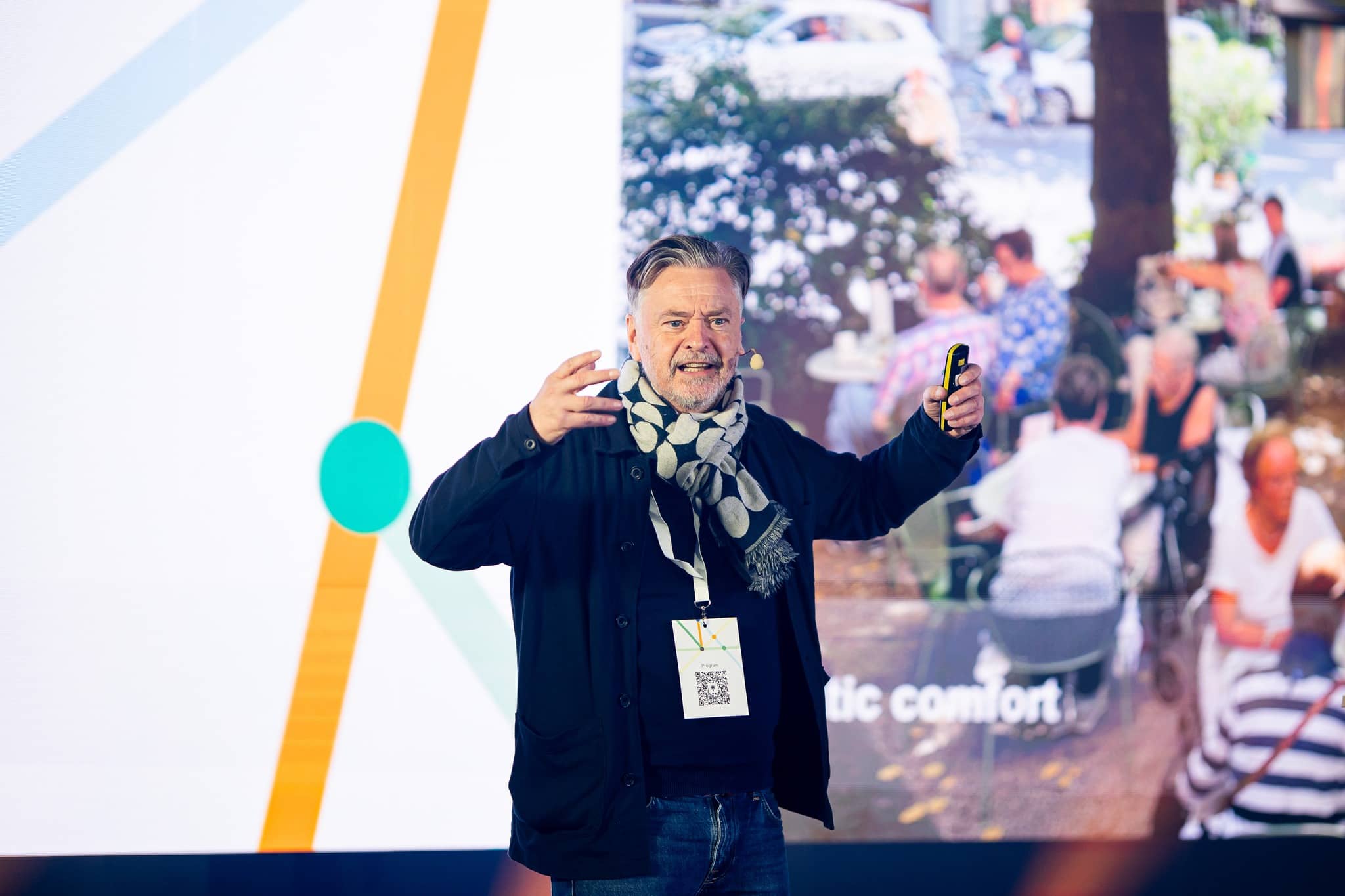 Tarp svarbiausių pranešėjų – žinomas danų architektas, urbanistinių vizijų kūrėjas ir kūrybos direktorius „Think Softer“ David Sim. Aplinkos ministerijos nuotr.